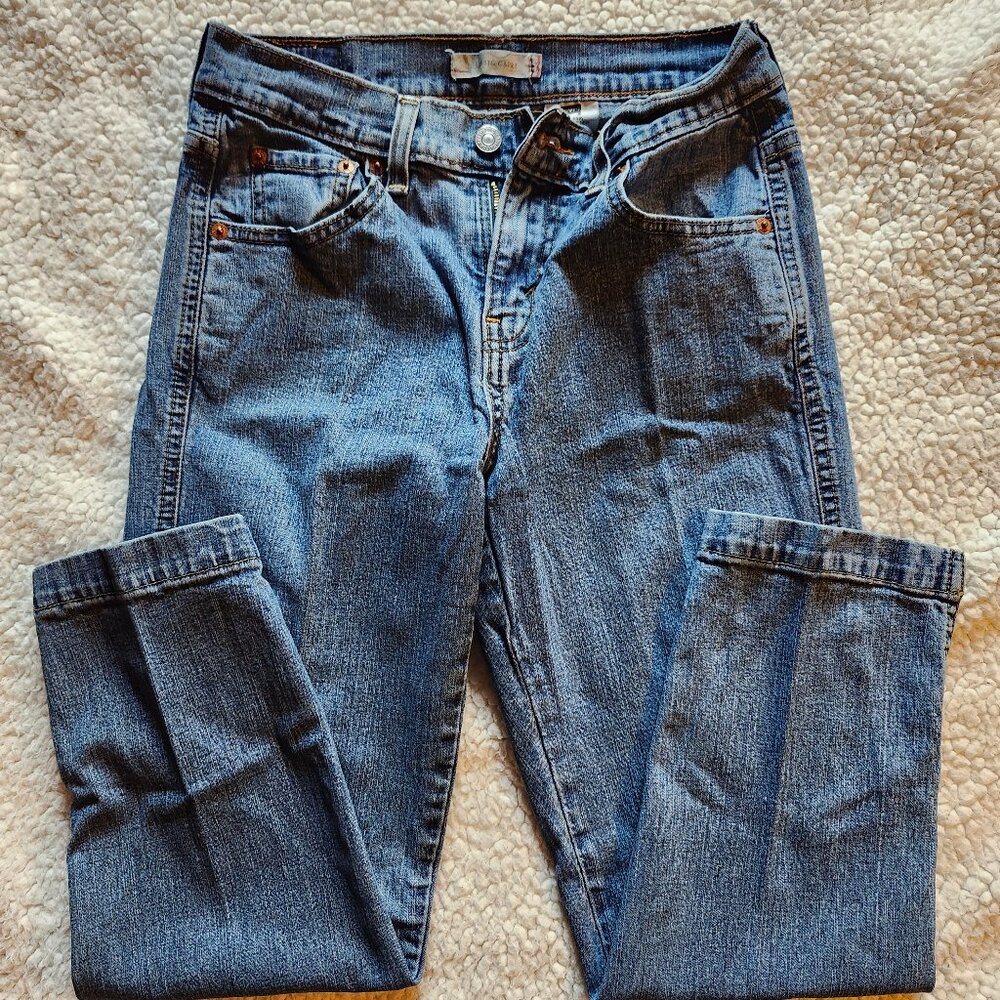 Levis Capris